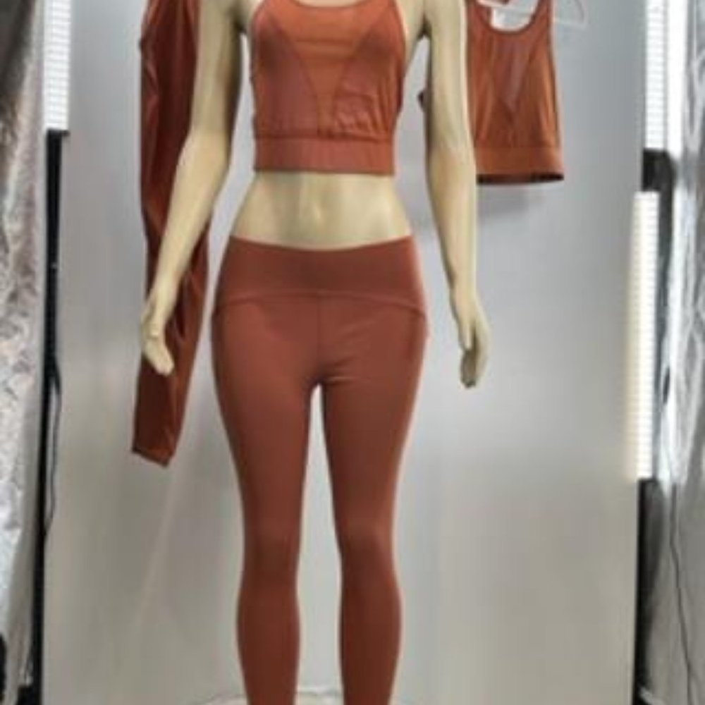 LA Society Workout Outfit